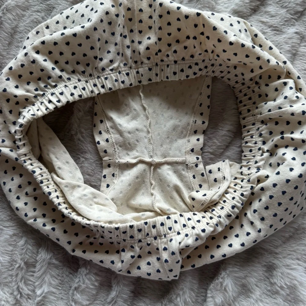 Brandy Melville: John Galt Heart Pattern Shorts - Picture 6 of 7